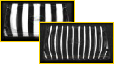 図2 面ひずみ測定の縞パターンの鏡像